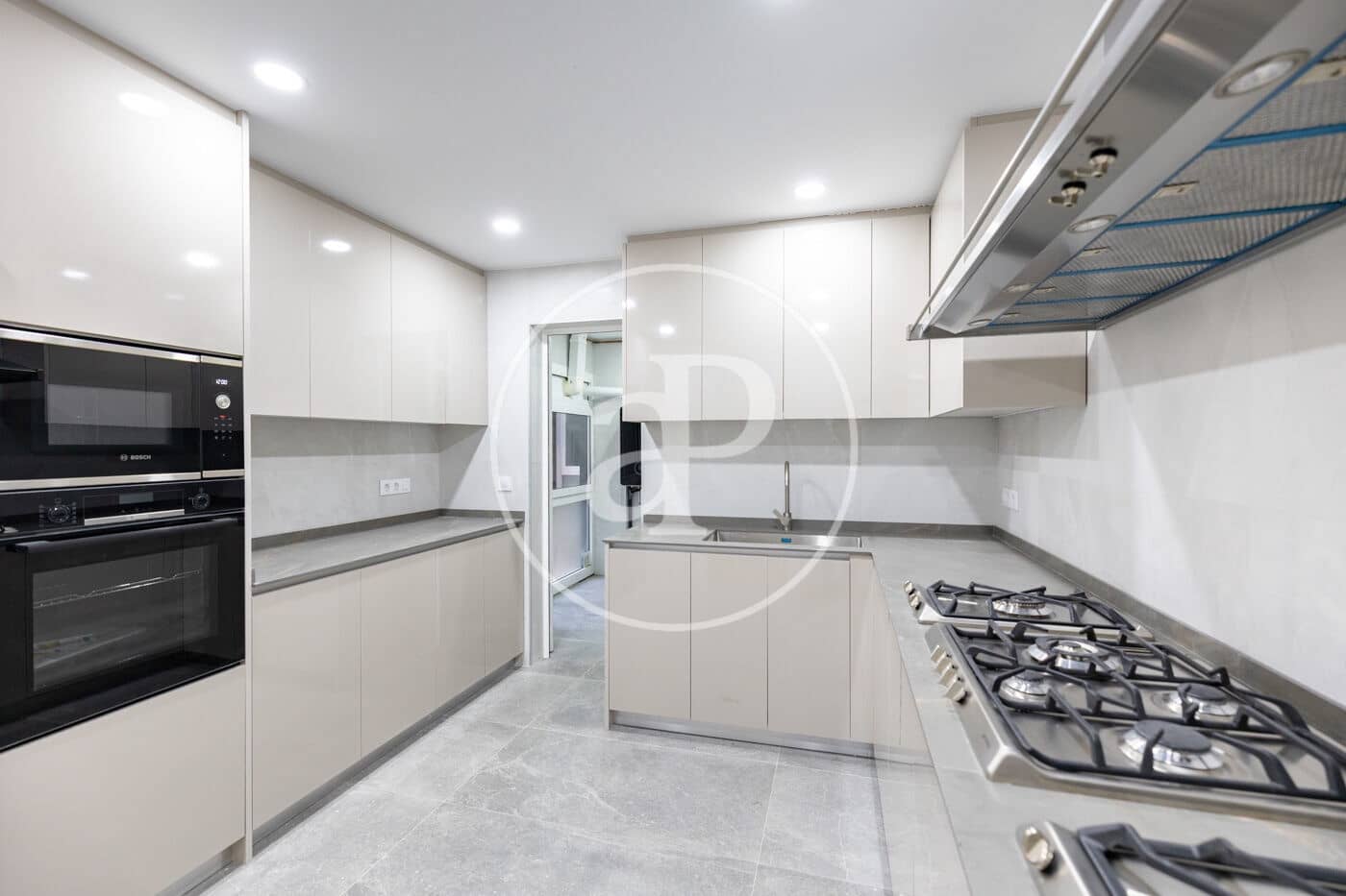 5 makuuhuone Huoneisto myytävänä paikassa Barcelona kaupunki - 1 090 000 € (Ref: 10075559)