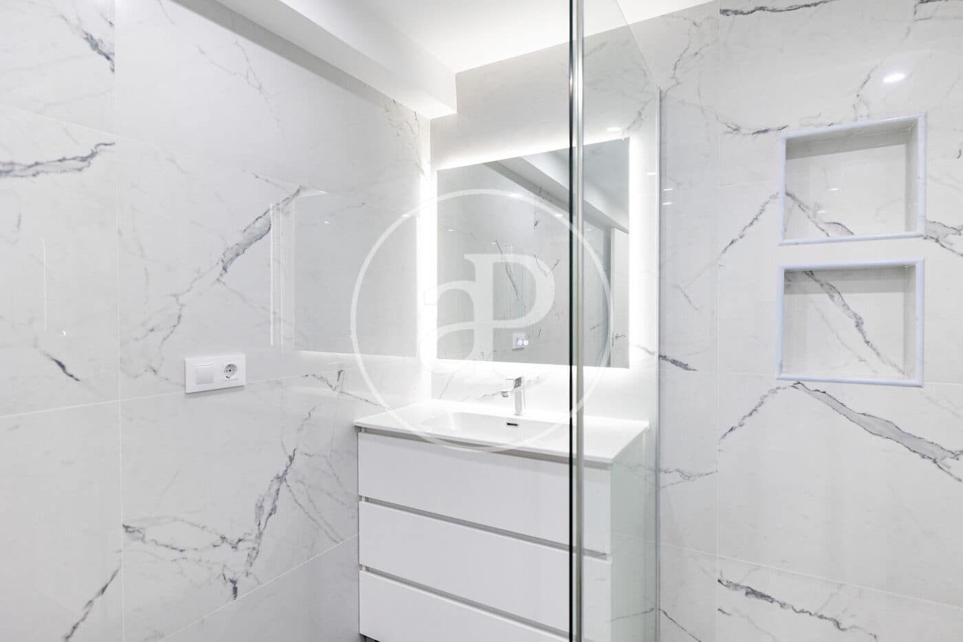 5 makuuhuone Huoneisto myytävänä paikassa Barcelona kaupunki - 1 090 000 € (Ref: 10075559)