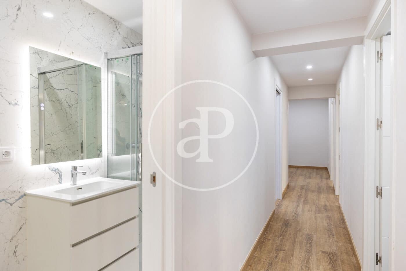 5 makuuhuone Huoneisto myytävänä paikassa Barcelona kaupunki - 1 090 000 € (Ref: 10075559)