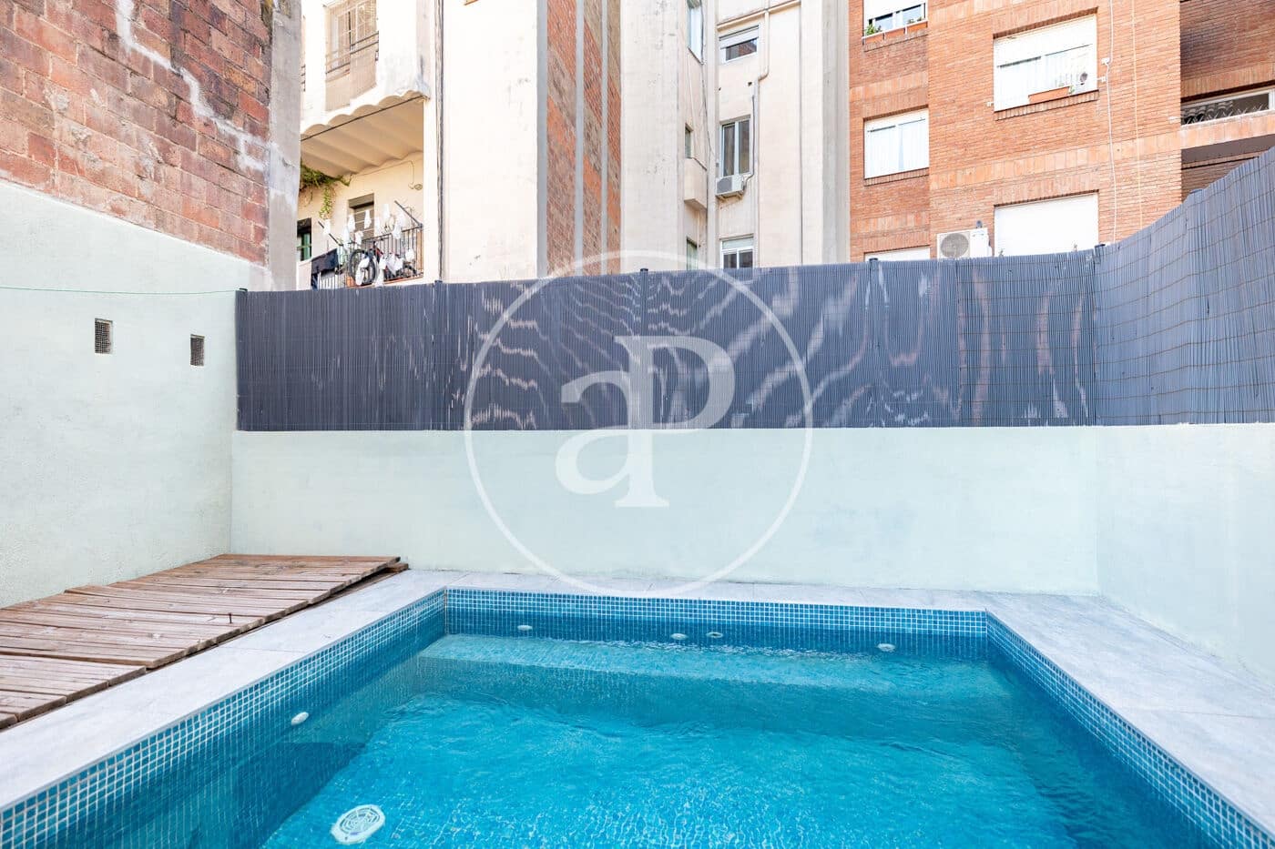 Chalet de 5 habitaciones en Barcelona ciudad en venta con piscina - 2.120.000 € (Ref: 10075560)
