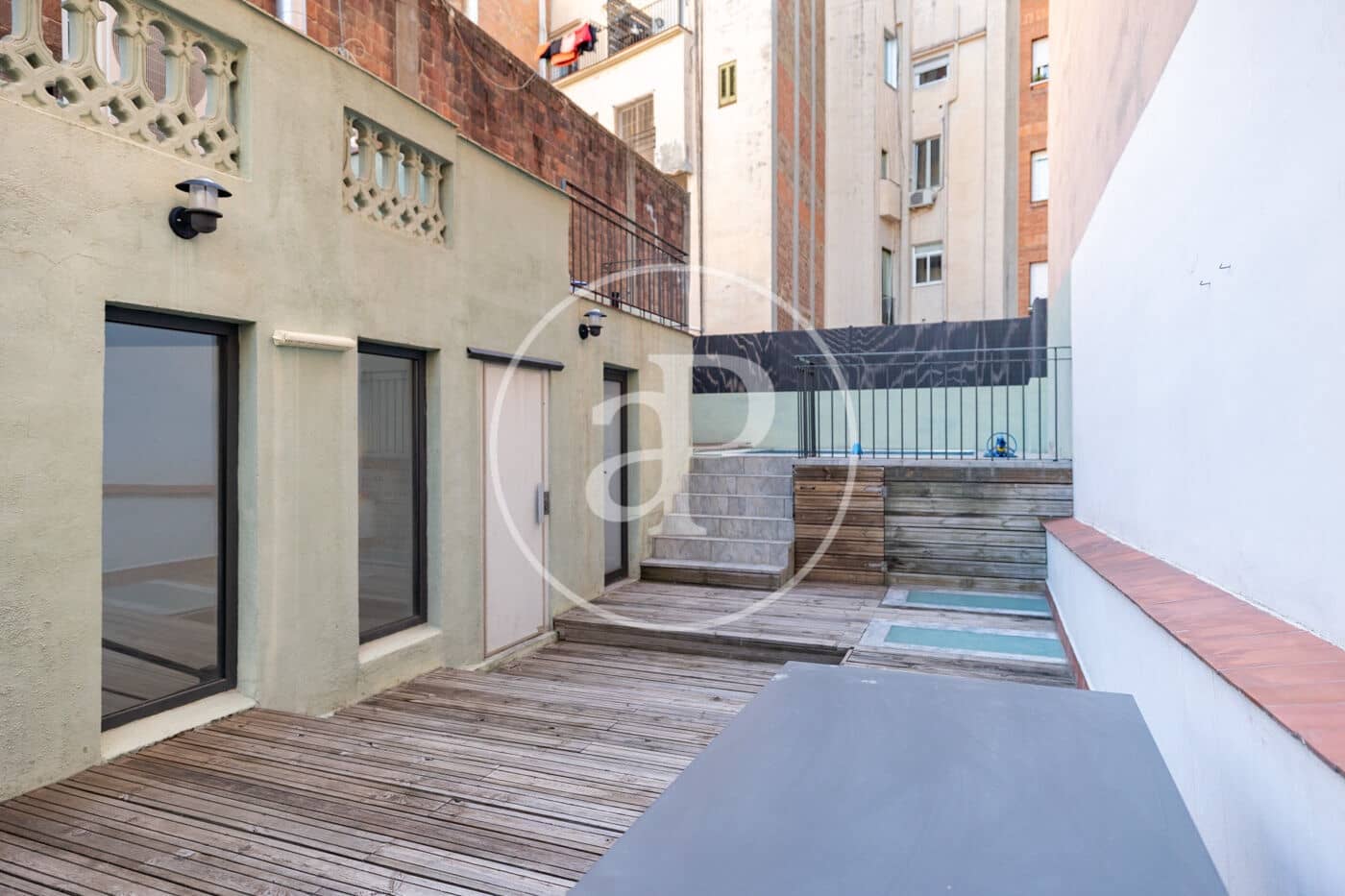 Chalet de 5 habitaciones en Barcelona ciudad en venta con piscina - 2.120.000 € (Ref: 10075560)