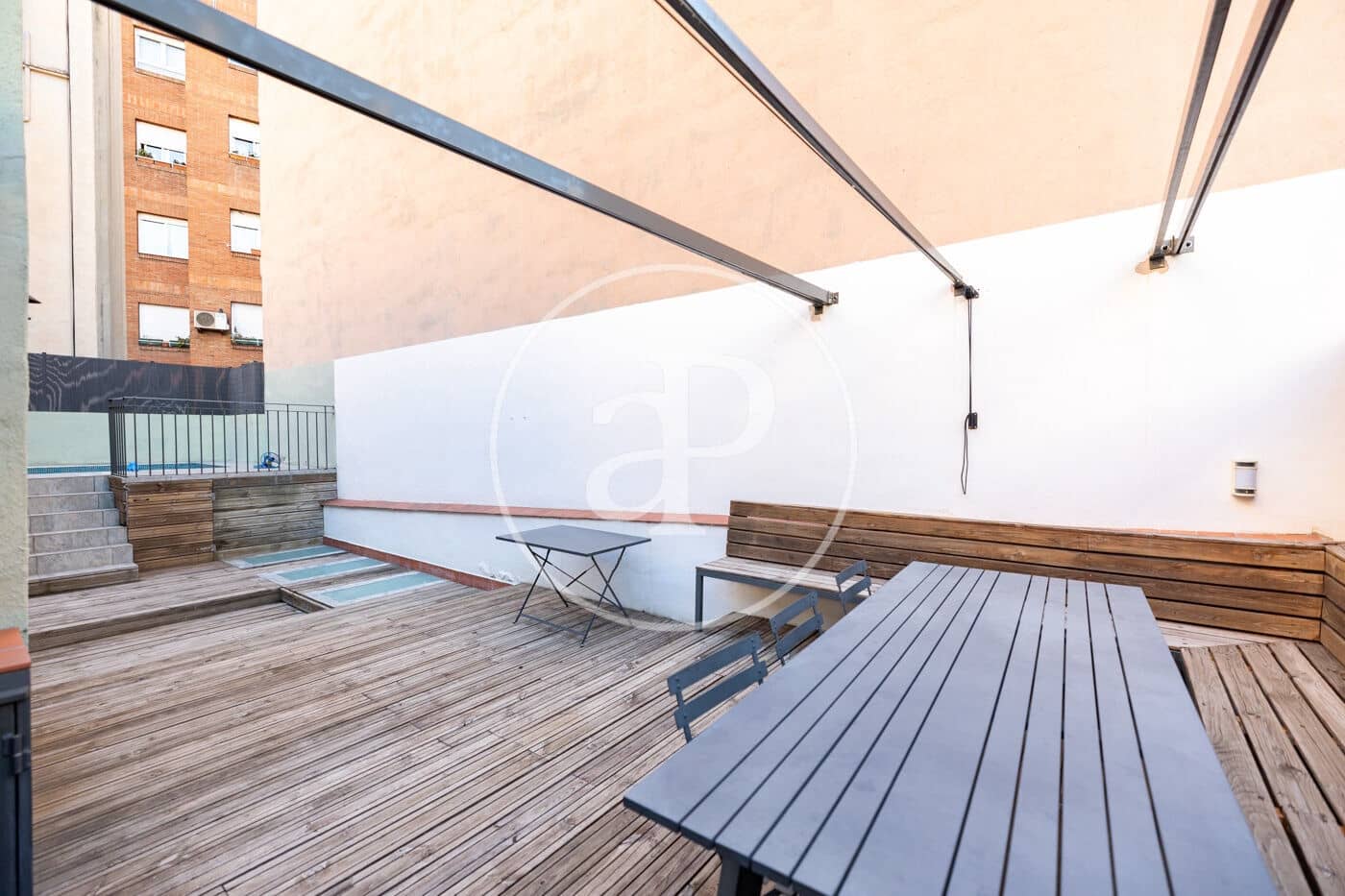 Chalet de 5 habitaciones en Barcelona ciudad en venta con piscina - 2.120.000 € (Ref: 10075560)