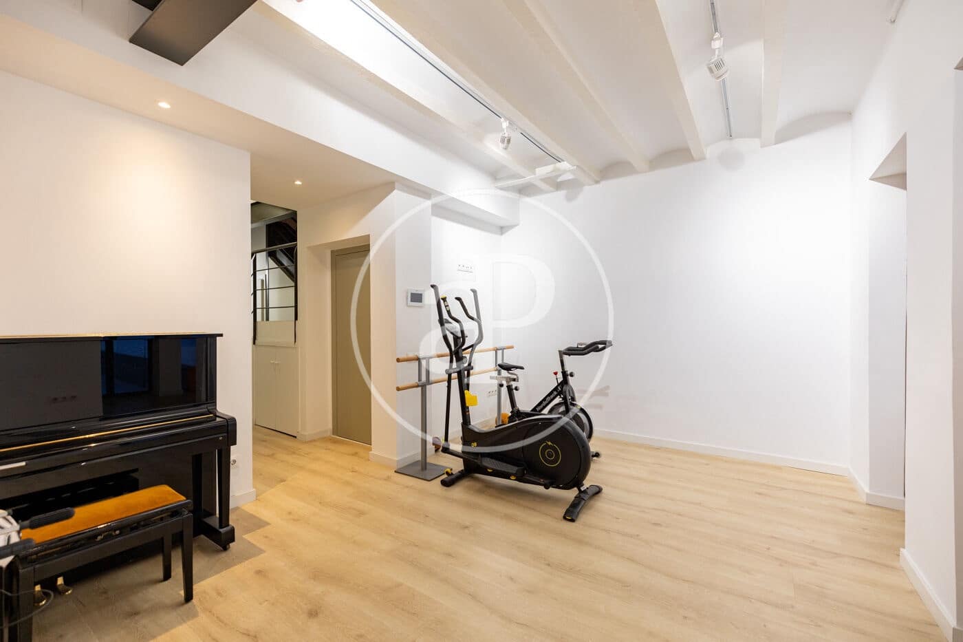 Chalet de 5 habitaciones en Barcelona ciudad en venta con piscina - 2.120.000 € (Ref: 10075560)