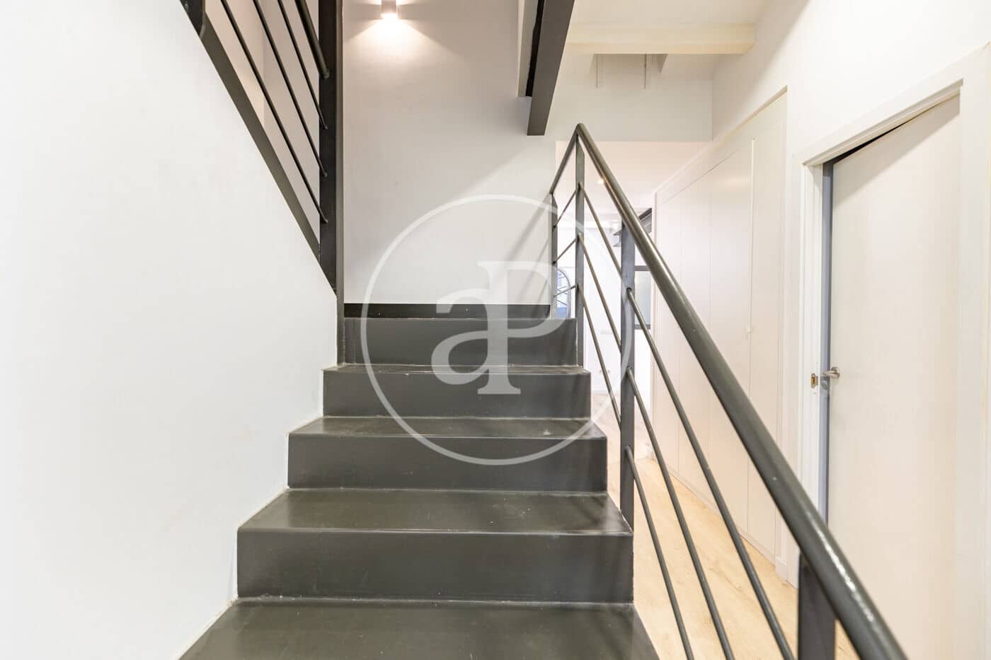 Chalet de 5 habitaciones en Barcelona ciudad en venta con piscina - 2.120.000 € (Ref: 10075560)