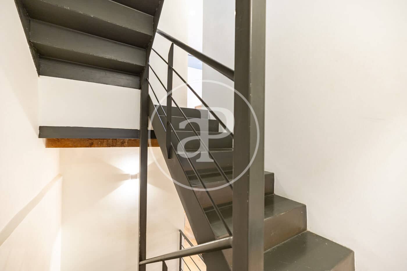 Chalet de 5 habitaciones en Barcelona ciudad en venta con piscina - 2.120.000 € (Ref: 10075560)