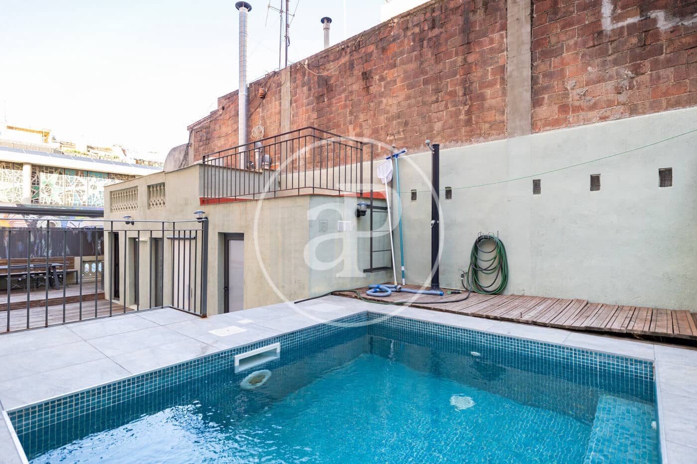 Chalet de 5 habitaciones en Barcelona ciudad en venta con piscina - 2.120.000 € (Ref: 10075560)