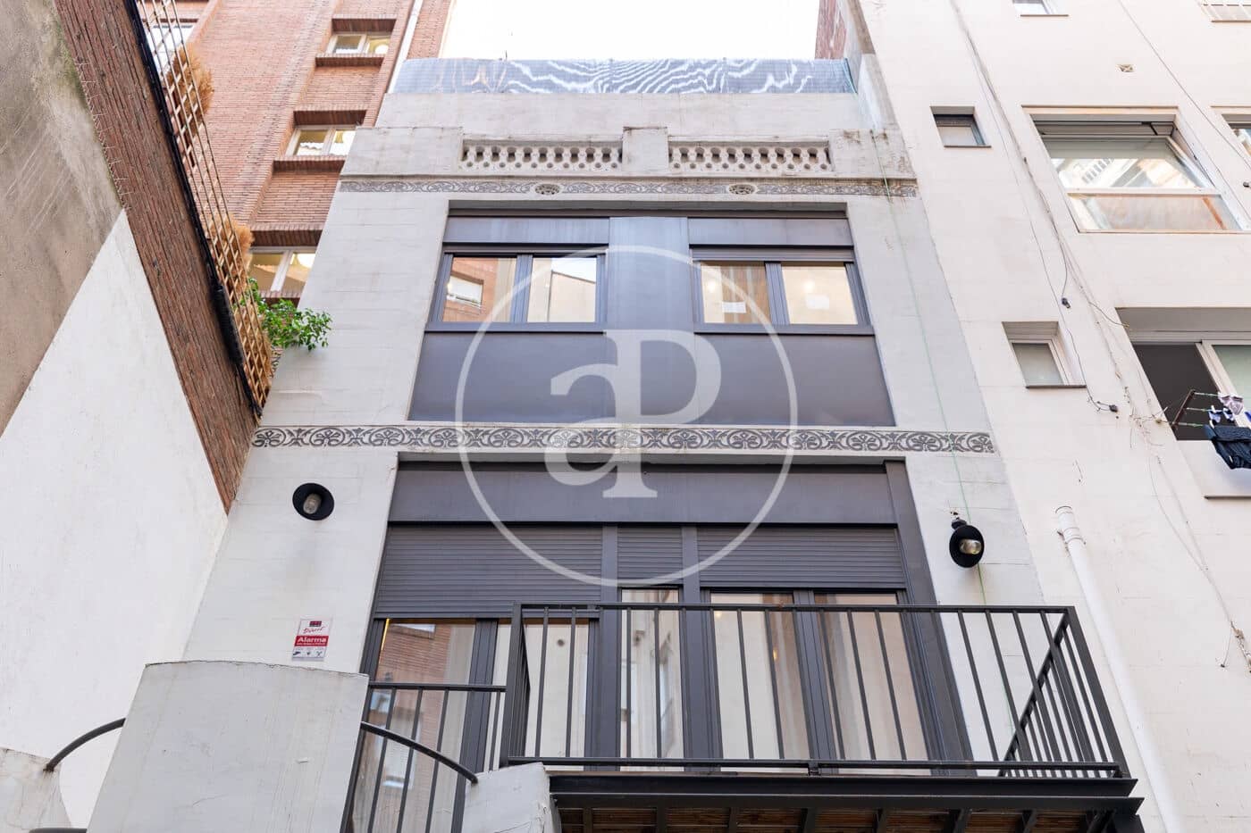 Chalet de 5 habitaciones en Barcelona ciudad en venta con piscina - 2.120.000 € (Ref: 10075560)