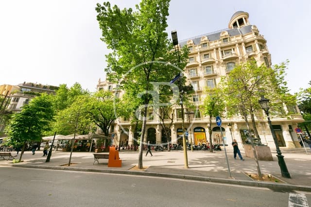 2 bedroom Apartment for sale in La Dreta de L'Eixample, Barcelona city - € 770,000 (Ref: 10075561)