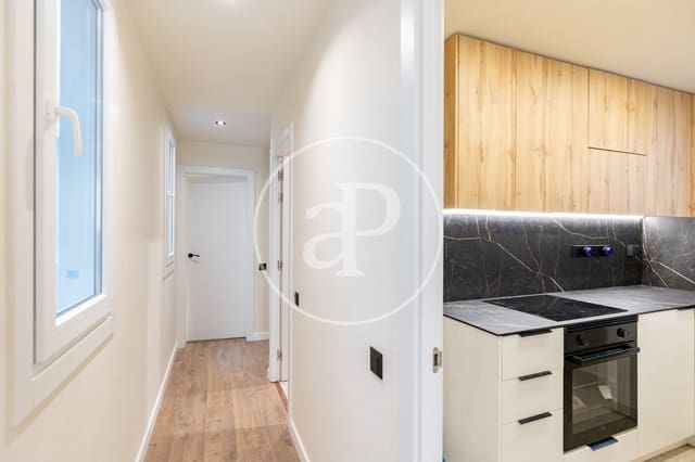 3 bedroom Apartment for sale in El Poble Sec, Barcelona city - € 415,000 (Ref: 10078164)