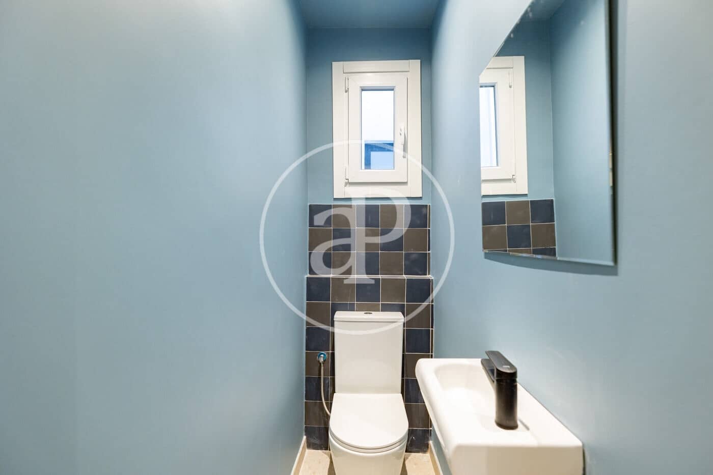 3 bedroom Apartment for sale in Barcelona city - € 415,000 (Ref: 10078164)