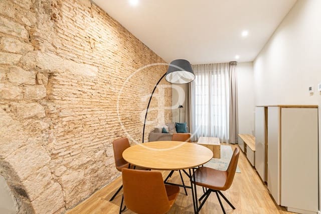 Appartement de 2 chambres à louer à El Barri Gòtic, Barcelone ville - 2 018 € (Ref: 10078166)