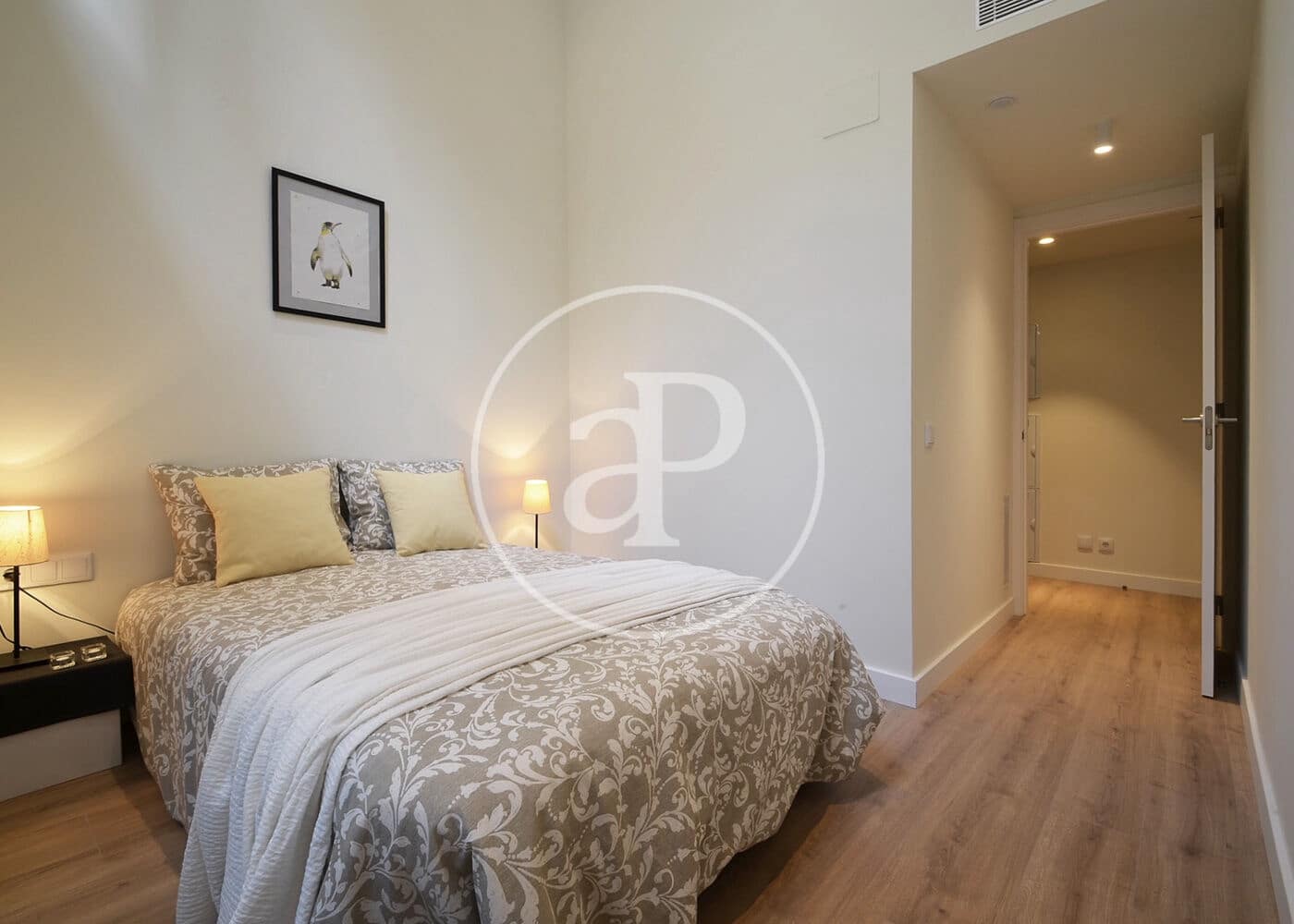 Leilighet til salgs i Barcelona by med svømmebasseng - € 755 000 (Ref: 10078170)
