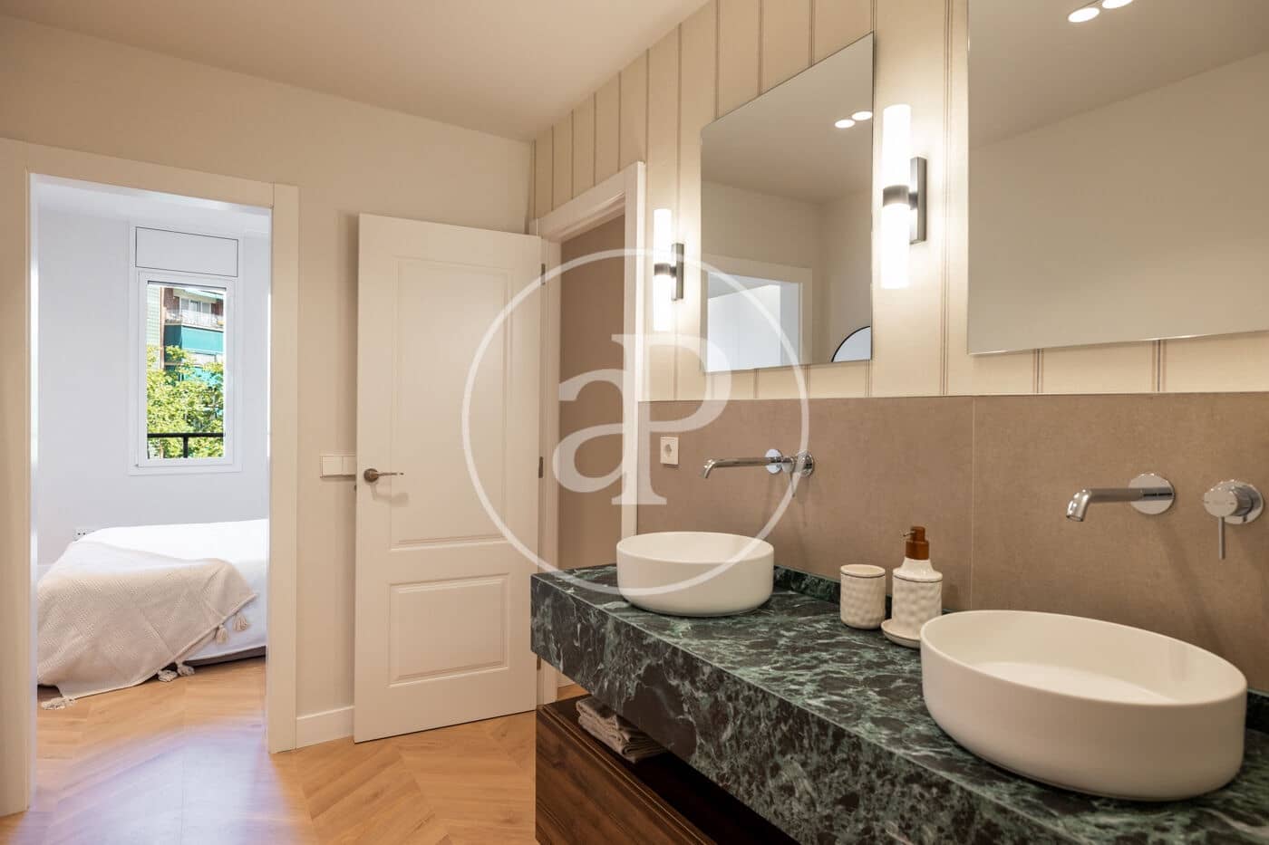 2 bedroom Apartment for sale in Barcelona city - € 865,000 (Ref: 10081064)