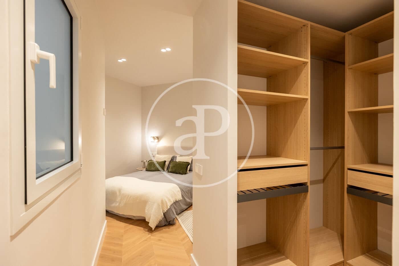 2 bedroom Apartment for sale in Barcelona city - € 865,000 (Ref: 10081064)