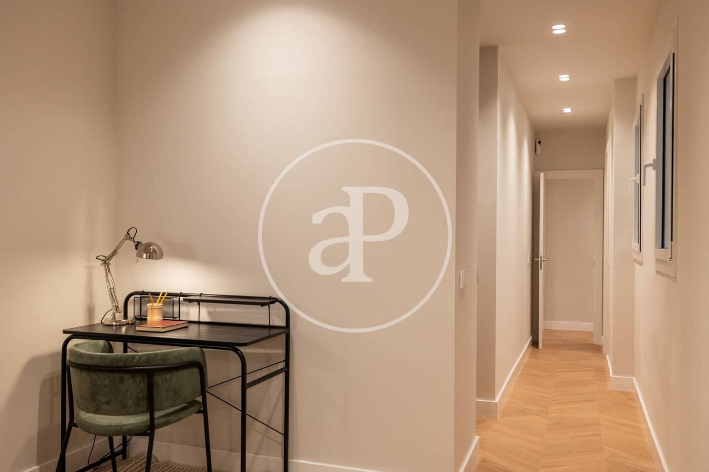 2 bedroom Apartment for sale in Barcelona city - € 865,000 (Ref: 10081064)