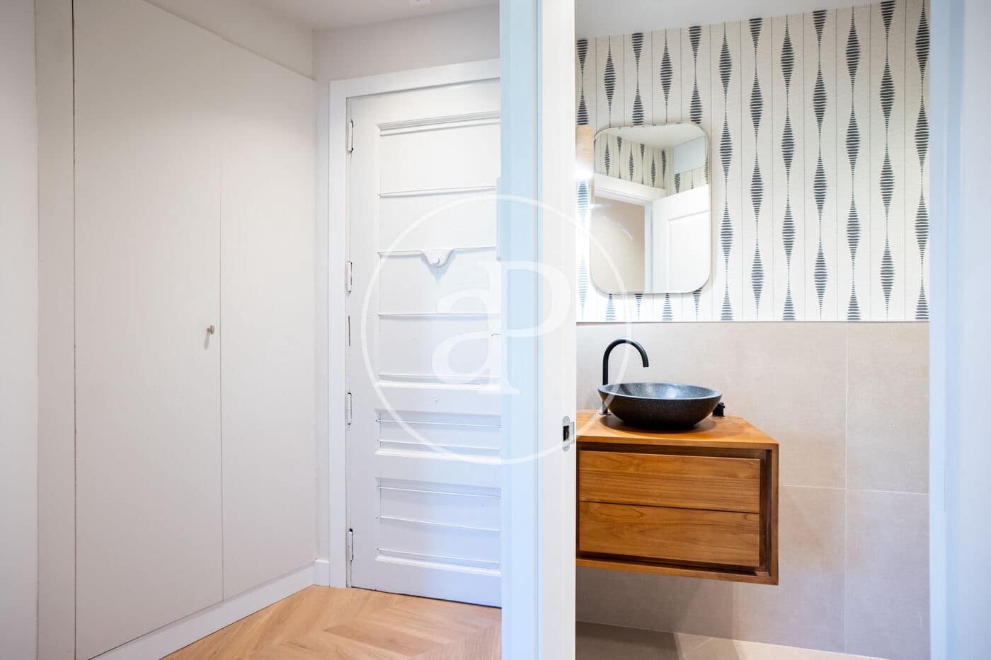 2 bedroom Apartment for sale in Barcelona city - € 865,000 (Ref: 10081064)