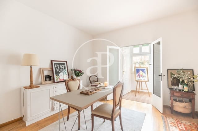 3 makuuhuone Huoneisto myytävänä paikassa Sant Antoni, Barcelona kaupunki - 775 000 € (Ref: 10081065)