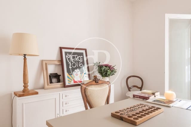 3 makuuhuone Huoneisto myytävänä paikassa Sant Antoni, Barcelona kaupunki - 775 000 € (Ref: 10081065)