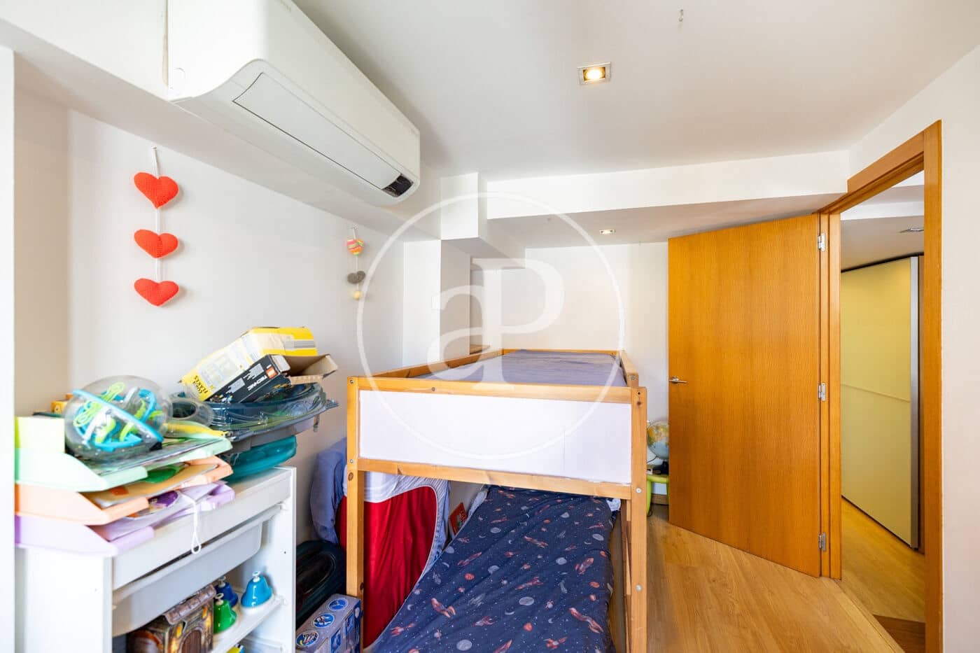 4 sypialnia Willa na sprzedaż w Miasto Barcelona - 845 000 € (Ref: 10081066)