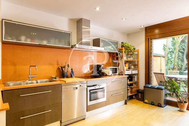 4 sypialnia Willa na sprzedaż w Sant Andreu de Palomar, Miasto Barcelona - 845 000 € (Ref: 10081066)