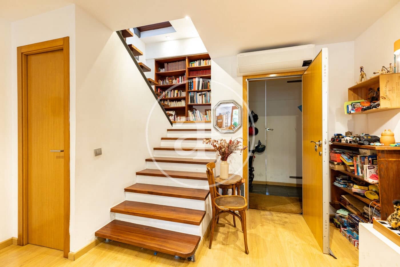 4 sypialnia Willa na sprzedaż w Miasto Barcelona - 845 000 € (Ref: 10081066)