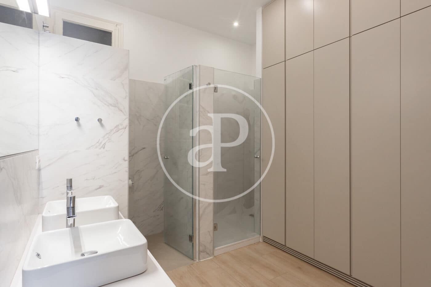 3 soveværelse Lejlighed til leje i Barcelona by - € 4.451 (Ref: 10081068)
