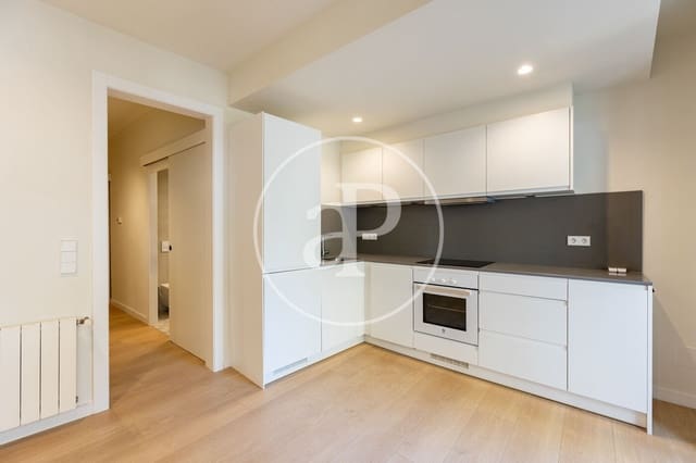 2 sypialnia Apartament na sprzedaż w El Poblenou, Miasto Barcelona - 565 000 € (Ref: 10086048)