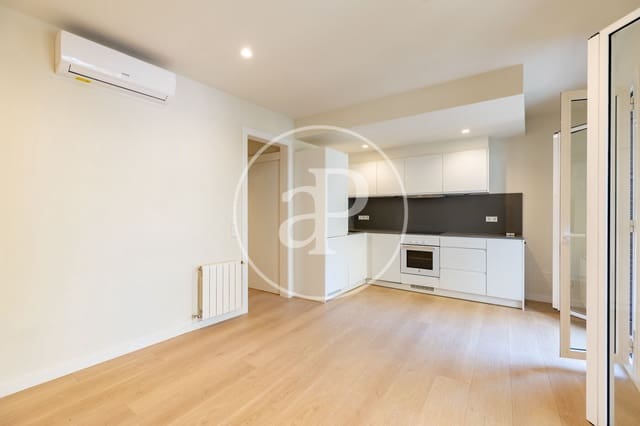 2 sypialnia Apartament na sprzedaż w El Poblenou, Miasto Barcelona - 565 000 € (Ref: 10086048)