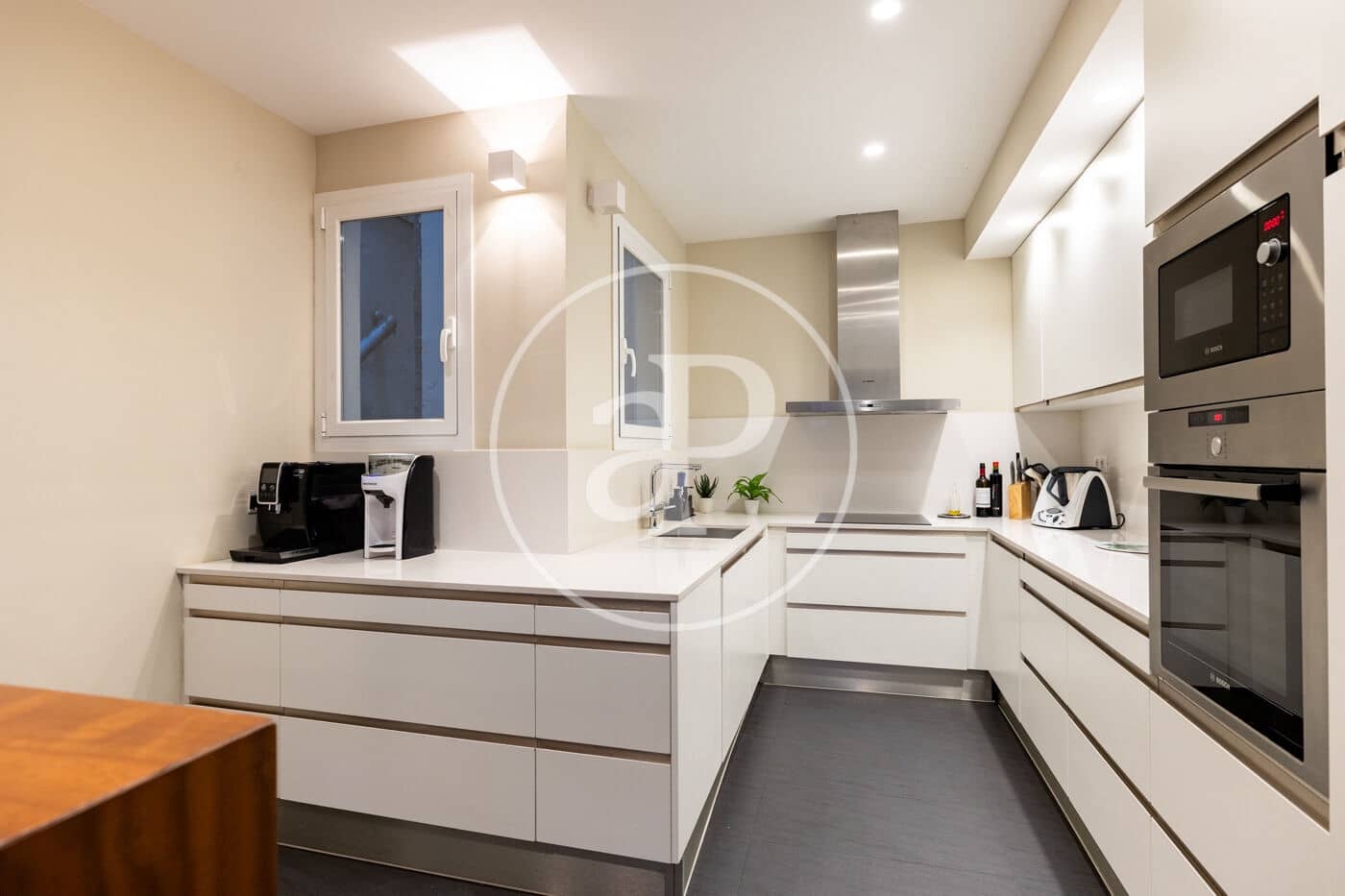 3 slaapkamer Appartement te koop in Barcelona stad - € 1.150.000 (Ref: 10086049)