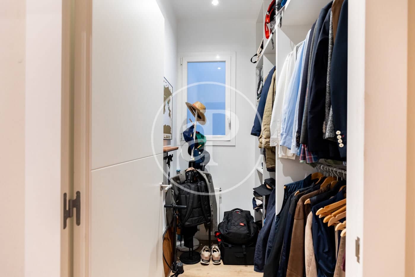 3 slaapkamer Appartement te koop in Barcelona stad - € 1.150.000 (Ref: 10086049)