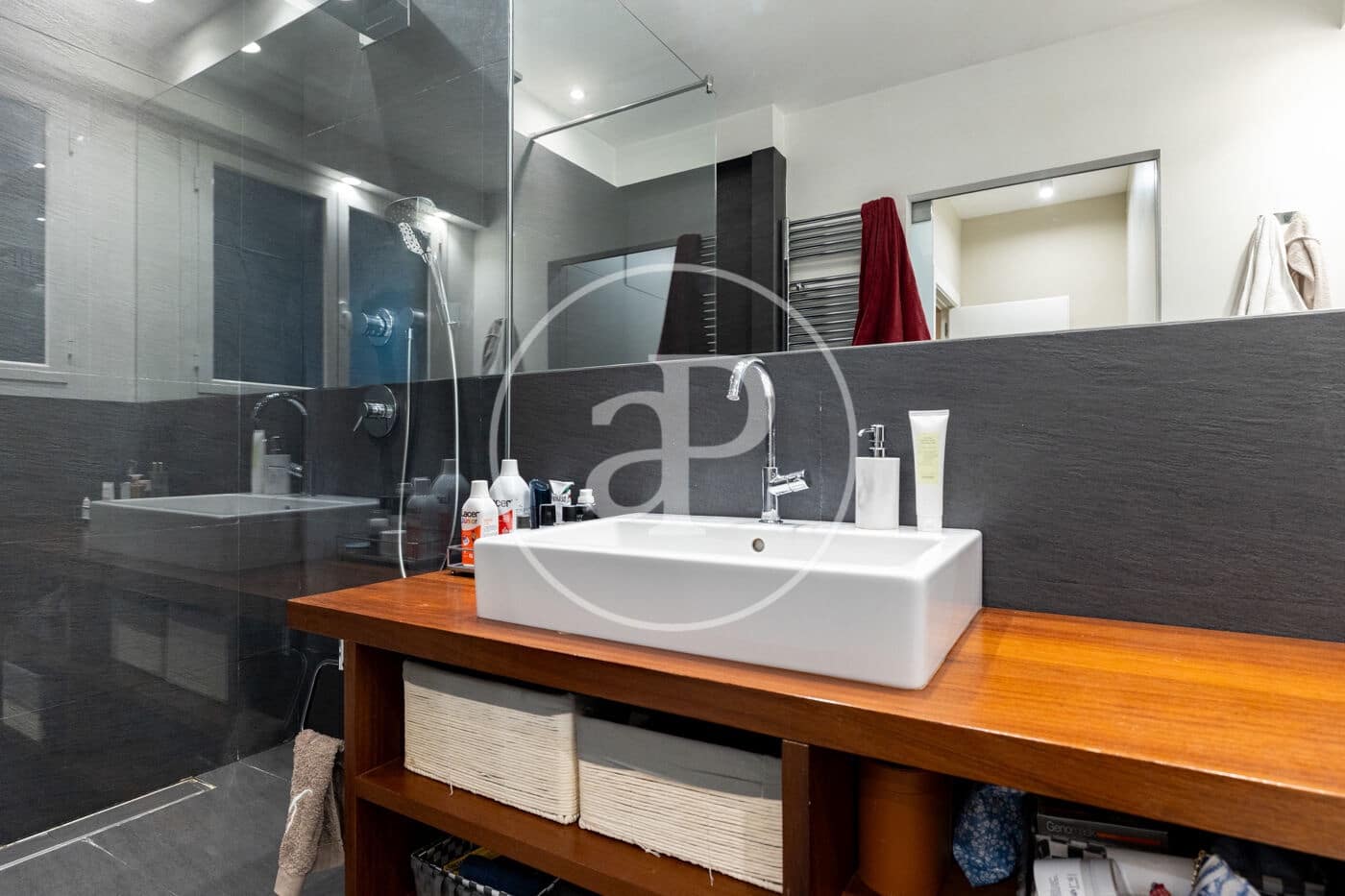 3 slaapkamer Appartement te koop in Barcelona stad - € 1.150.000 (Ref: 10086049)