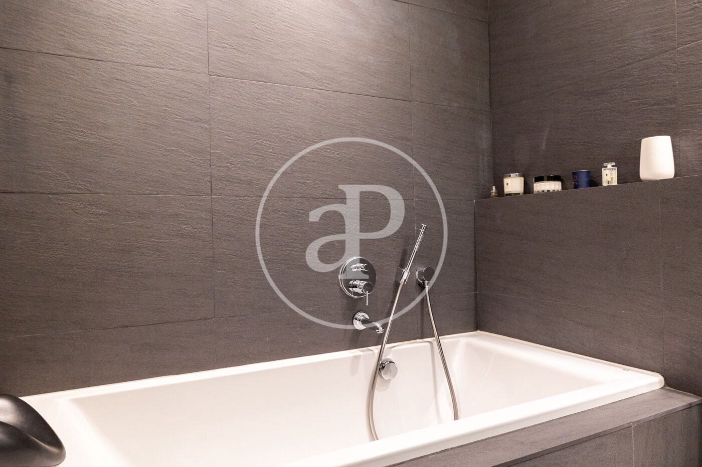 3 slaapkamer Appartement te koop in Barcelona stad - € 1.150.000 (Ref: 10086049)