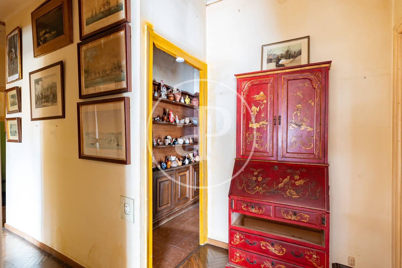 4 bedroom Apartment for sale in Barcelona city with garage - € 595,000 (Ref: 10089550)