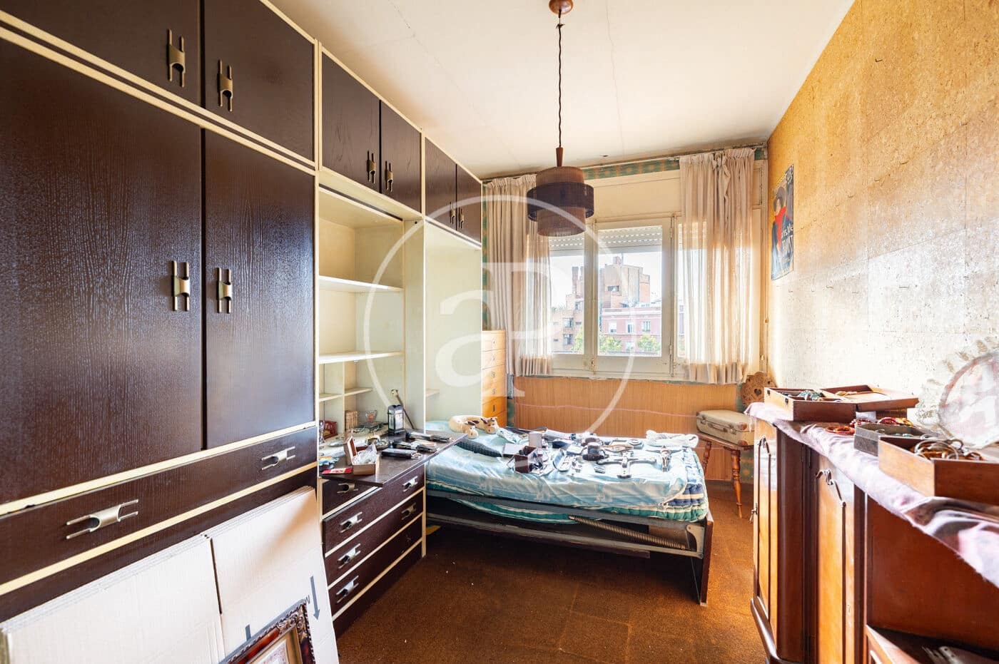 4 bedroom Apartment for sale in Barcelona city with garage - € 595,000 (Ref: 10089550)