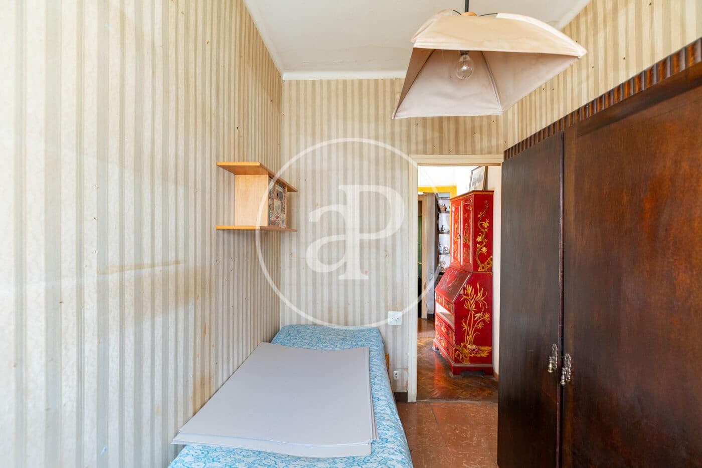 4 bedroom Apartment for sale in Barcelona city with garage - € 595,000 (Ref: 10089550)