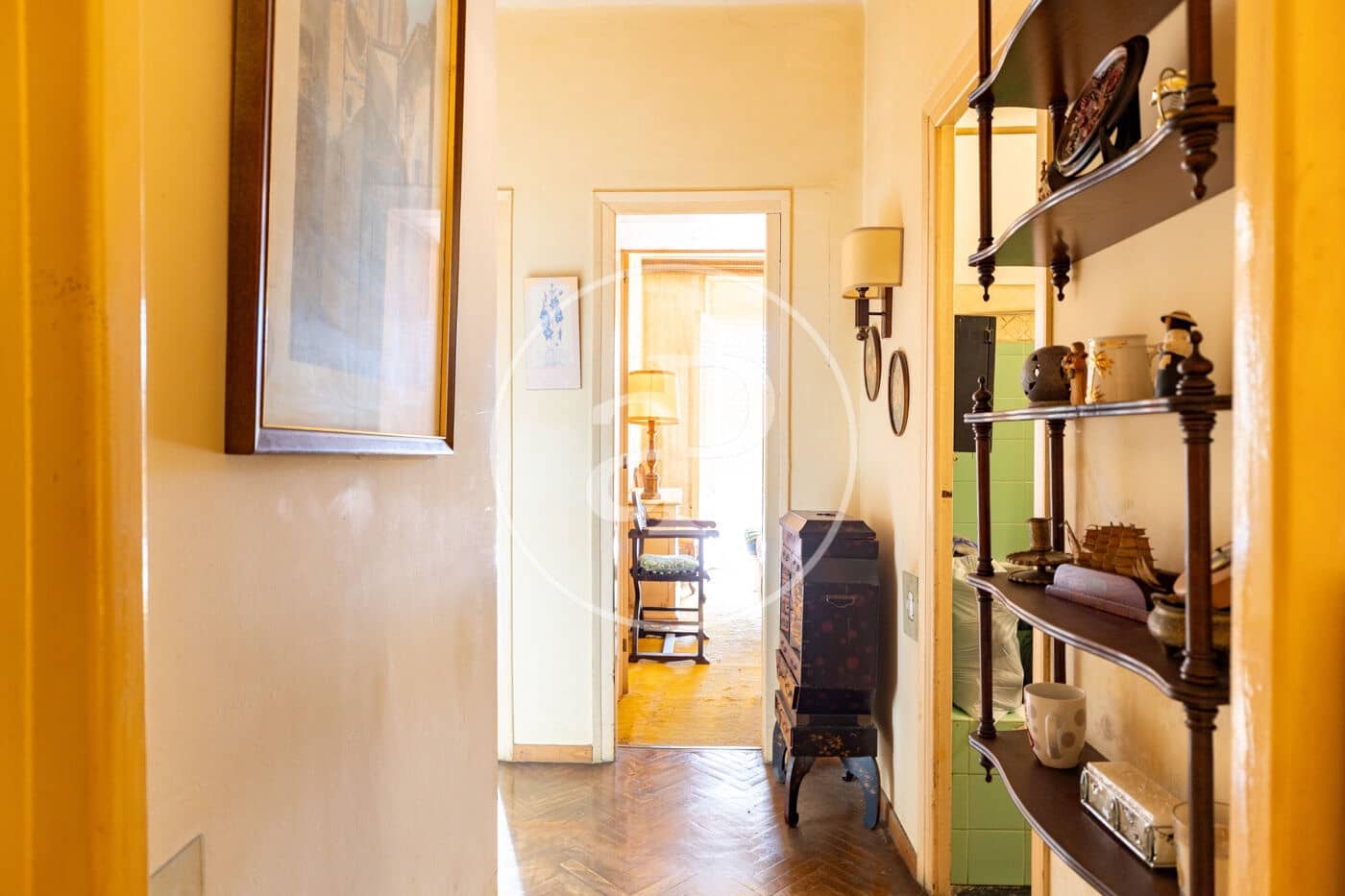 4 bedroom Apartment for sale in Barcelona city with garage - € 595,000 (Ref: 10089550)