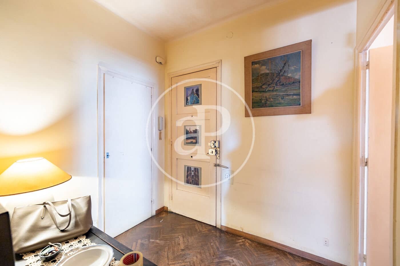 4 bedroom Apartment for sale in Barcelona city with garage - € 595,000 (Ref: 10089550)