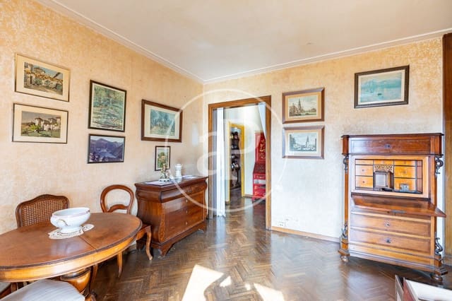 4 bedroom Apartment for sale in Les Corts, Barcelona city with garage - € 595,000 (Ref: 10089550)