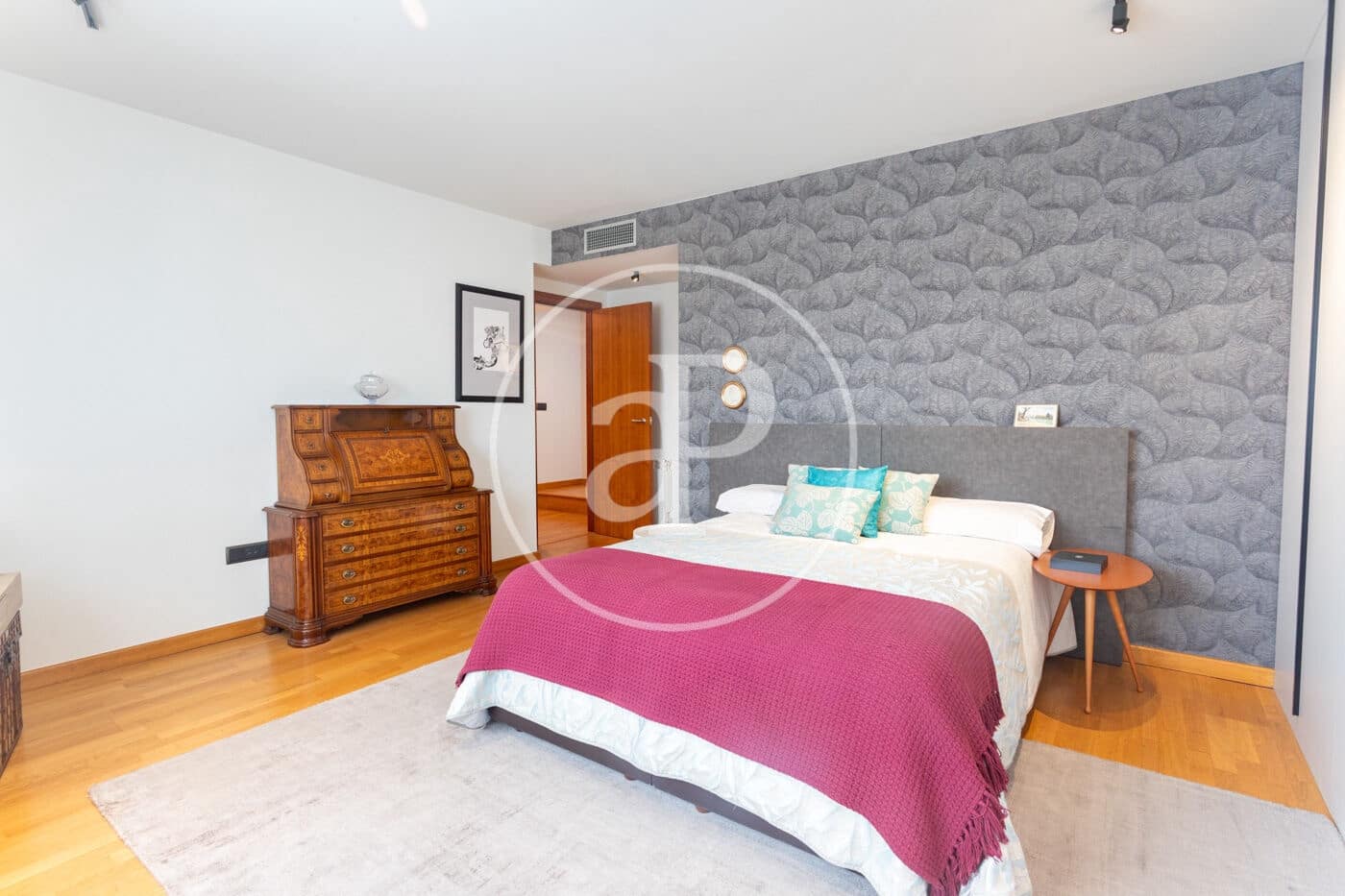 4 soveværelse Lejlighed til salg i Terrassa med garage - € 690.000 (Ref: 10089552)