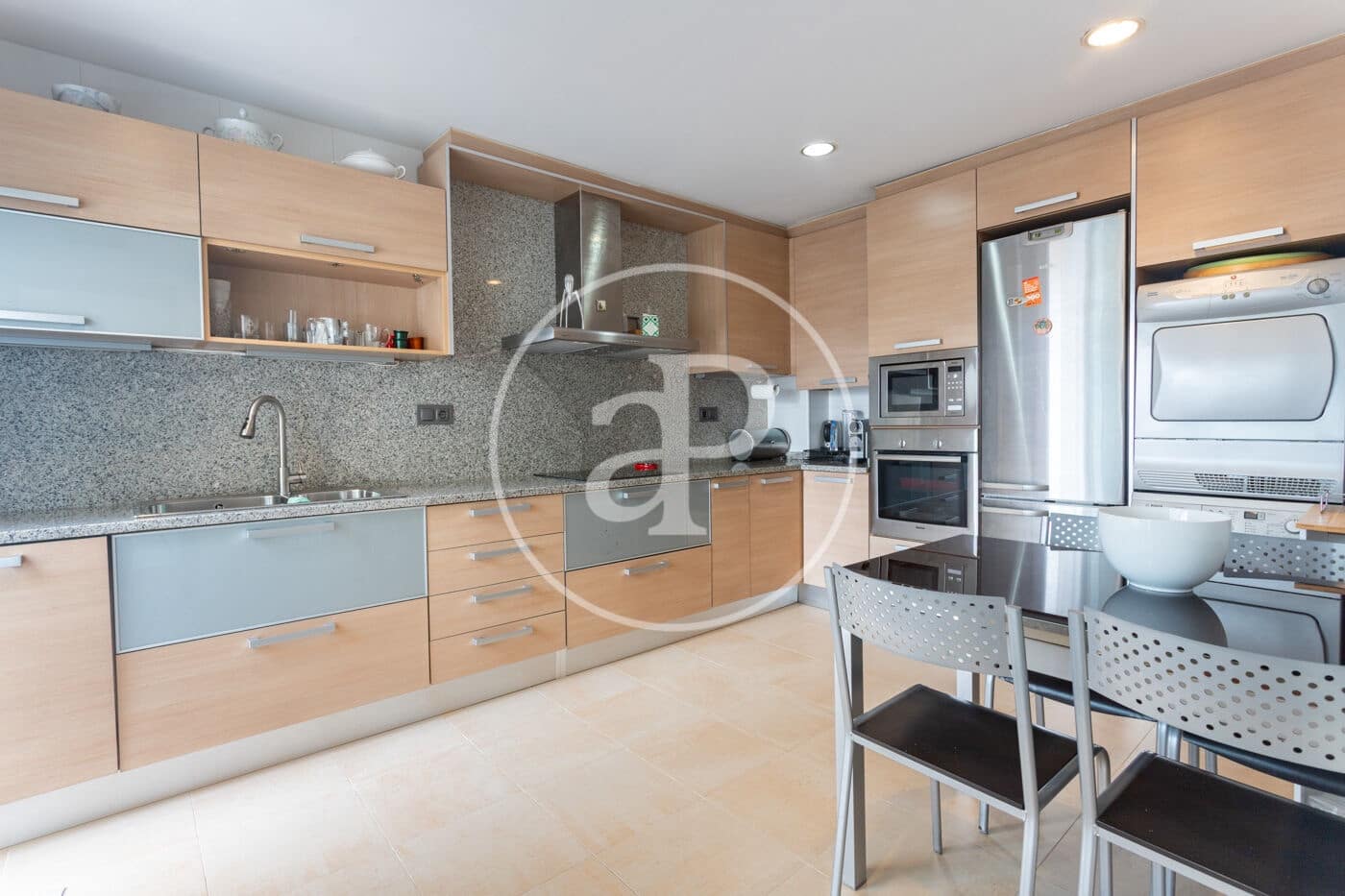4 soveværelse Lejlighed til salg i Terrassa med garage - € 690.000 (Ref: 10089552)