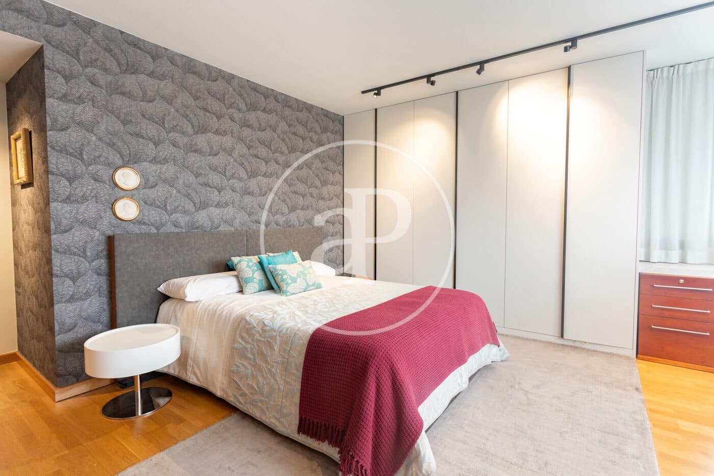 4 soveværelse Lejlighed til salg i Terrassa med garage - € 690.000 (Ref: 10089552)