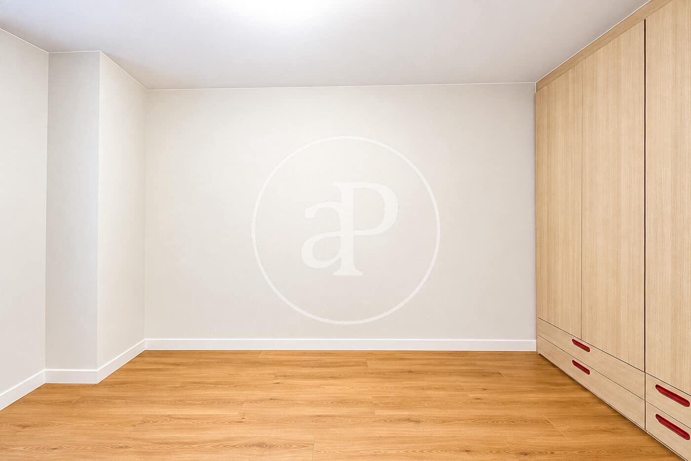 4 soveværelse Lejlighed til salg i Terrassa med garage - € 690.000 (Ref: 10089552)
