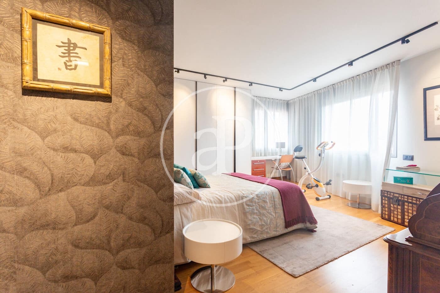 4 soveværelse Lejlighed til salg i Terrassa med garage - € 690.000 (Ref: 10089552)