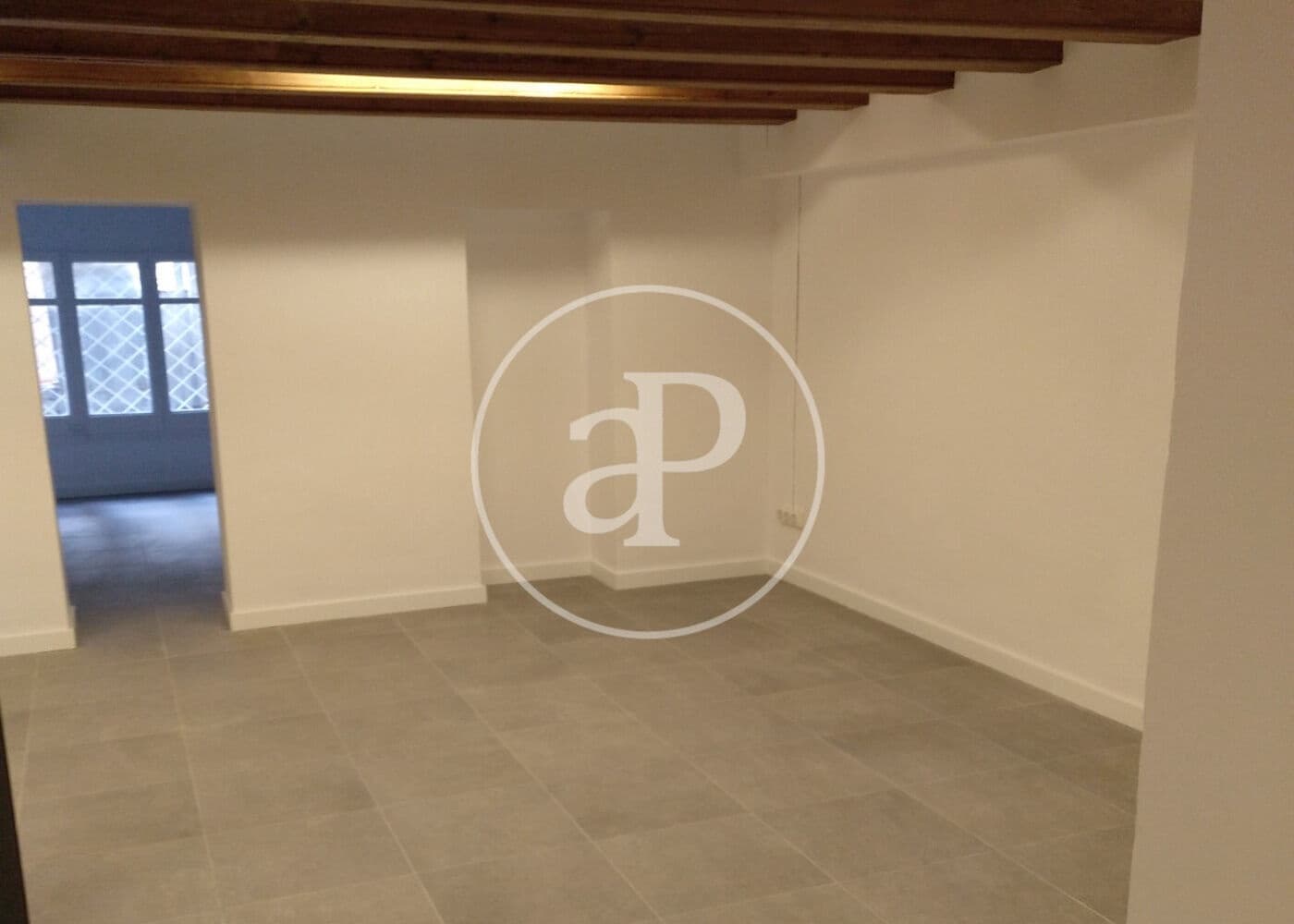 1 makuuhuone Huvila myytävänä paikassa Barcelona kaupunki - 395 000 € (Ref: 10089555)
