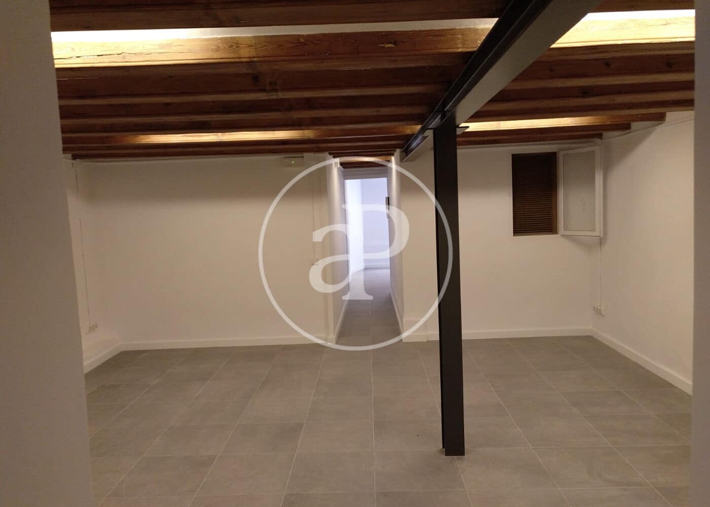 1 makuuhuone Huvila myytävänä paikassa Barcelona kaupunki - 395 000 € (Ref: 10089555)