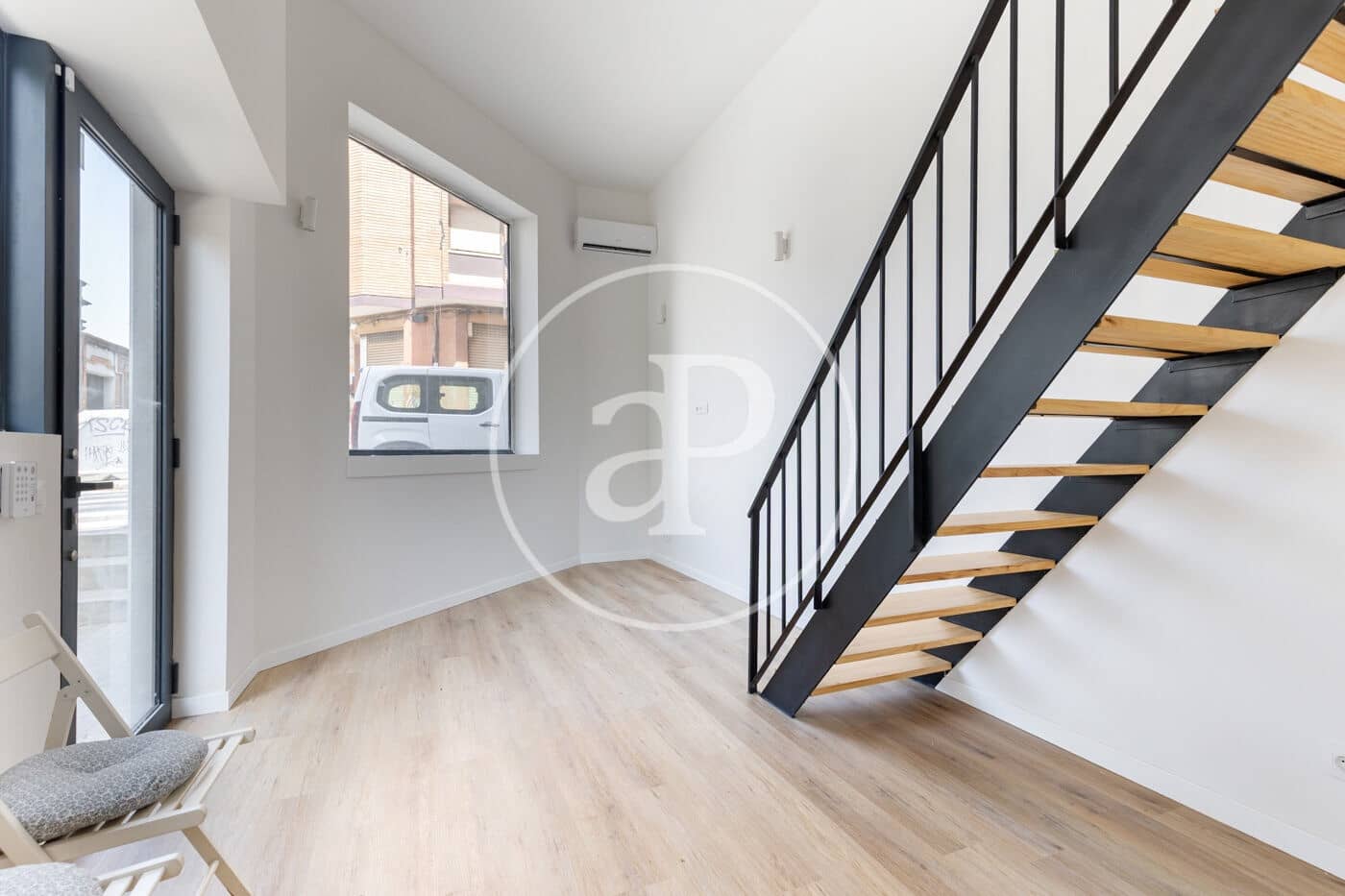 Apartment for sale in Cerdanyola del Valles with pool - € 115,000 (Ref: 10098290)