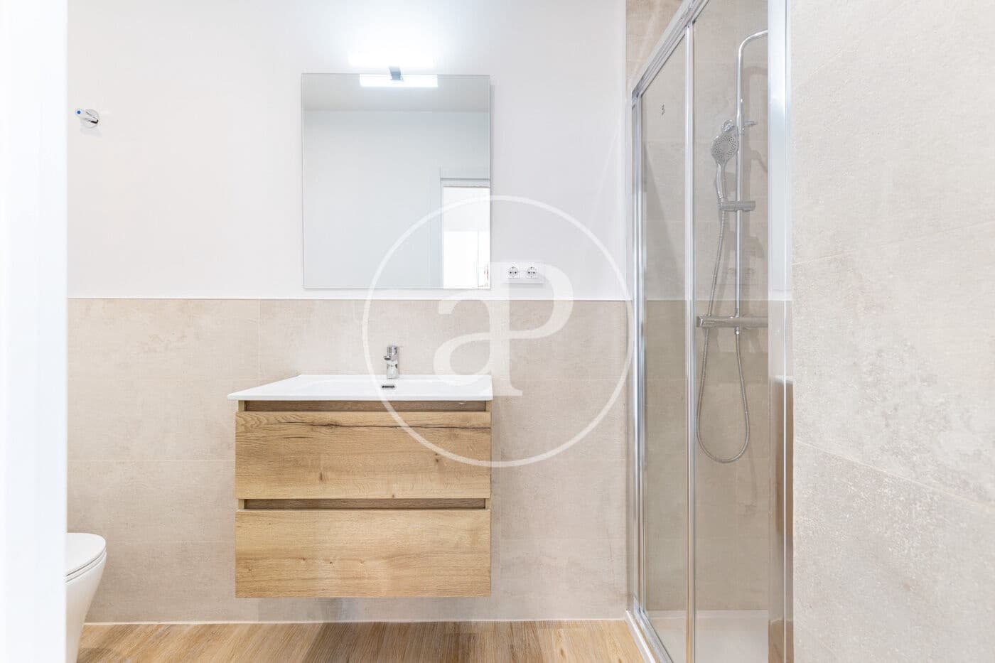 Apartment for sale in Cerdanyola del Valles with pool - € 115,000 (Ref: 10098290)