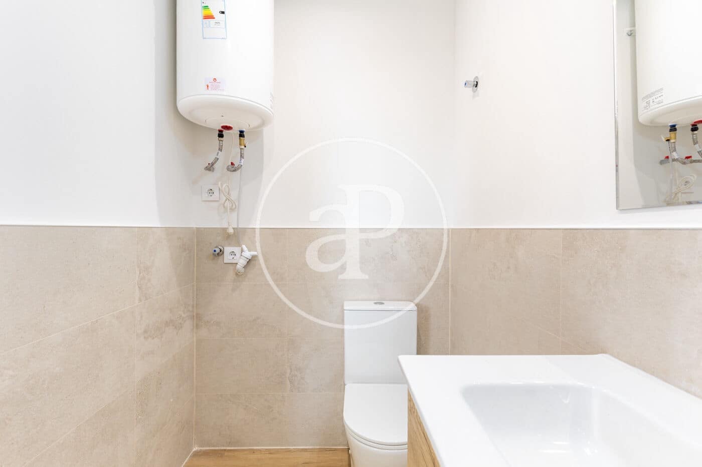 Apartment for sale in Cerdanyola del Valles with pool - € 115,000 (Ref: 10098290)