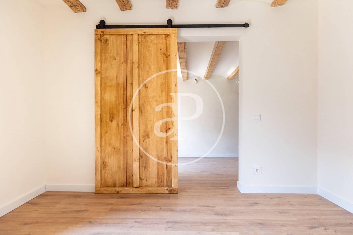 2 slaapkamer Appartement te koop in Barcelona stad - € 480.000 (Ref: 10098291)