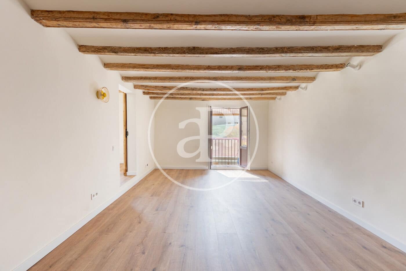 2 slaapkamer Appartement te koop in Barcelona stad - € 480.000 (Ref: 10098291)